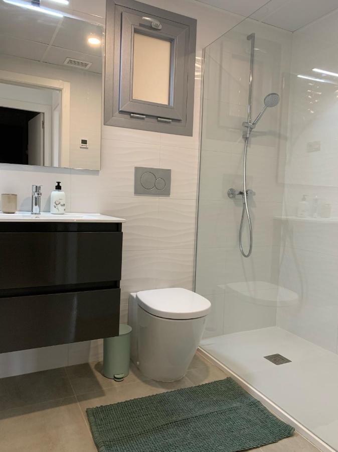 Apartamento Amalia Delux En Torrevieja Ngoại thất bức ảnh